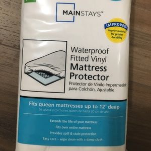 Mainstays waterproof vinyl mattress protectorQUEEN